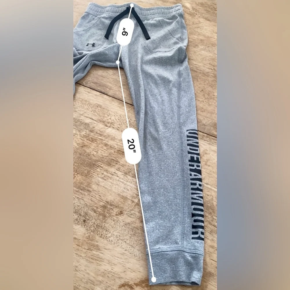 Under Armour Kids Sz (see pics‎ for measurements) Striated Gray Logo Joggers
